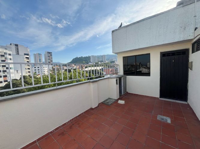 Apartamento de 2 alcobas en arriendo en Batallón, Bucaramanga, 65 m² · foto 3 de 24