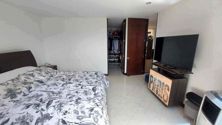 Apartamento de 3 alcobas en arriendo en El Poblado, Medellín, 150 m² · foto 10 de 16