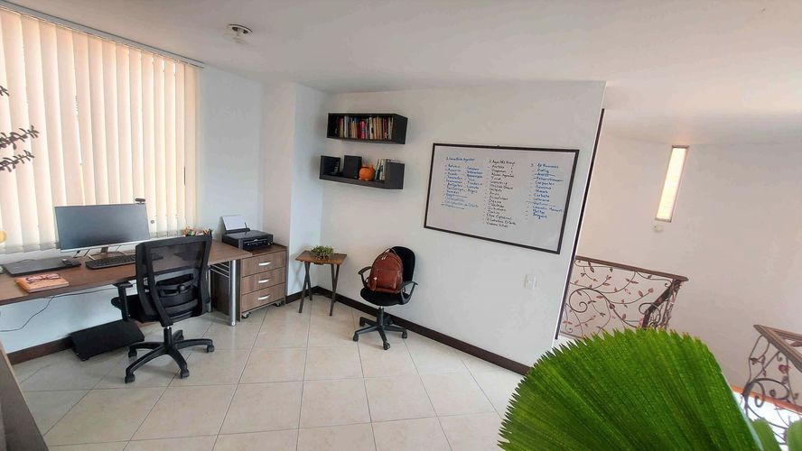 Apartamento de 3 alcobas en arriendo en El Poblado, Medellín, 150 m² · foto 14 de 16