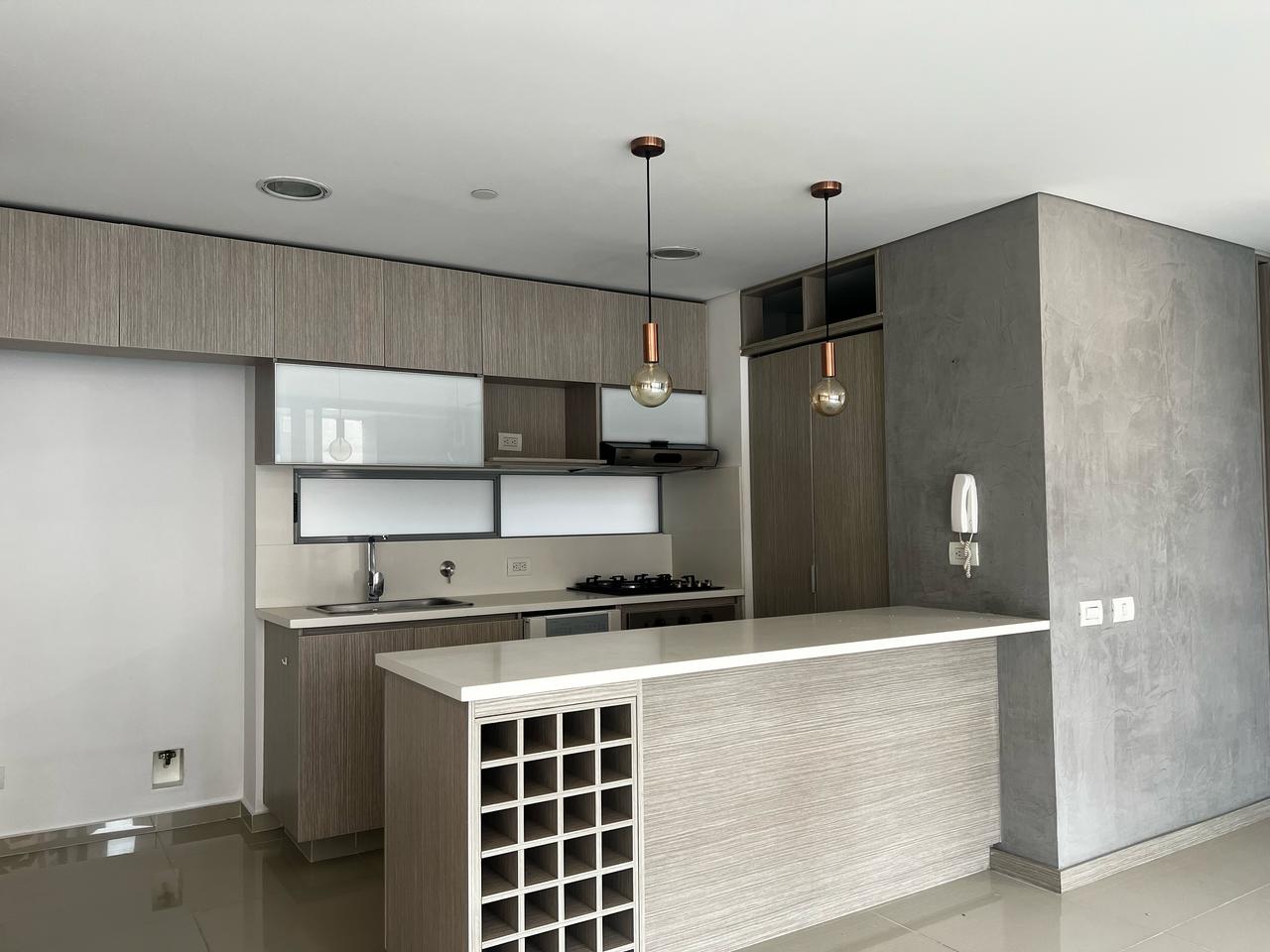 Apartamento en arriendo en Cumbres, Envigado · foto 7 de 19
