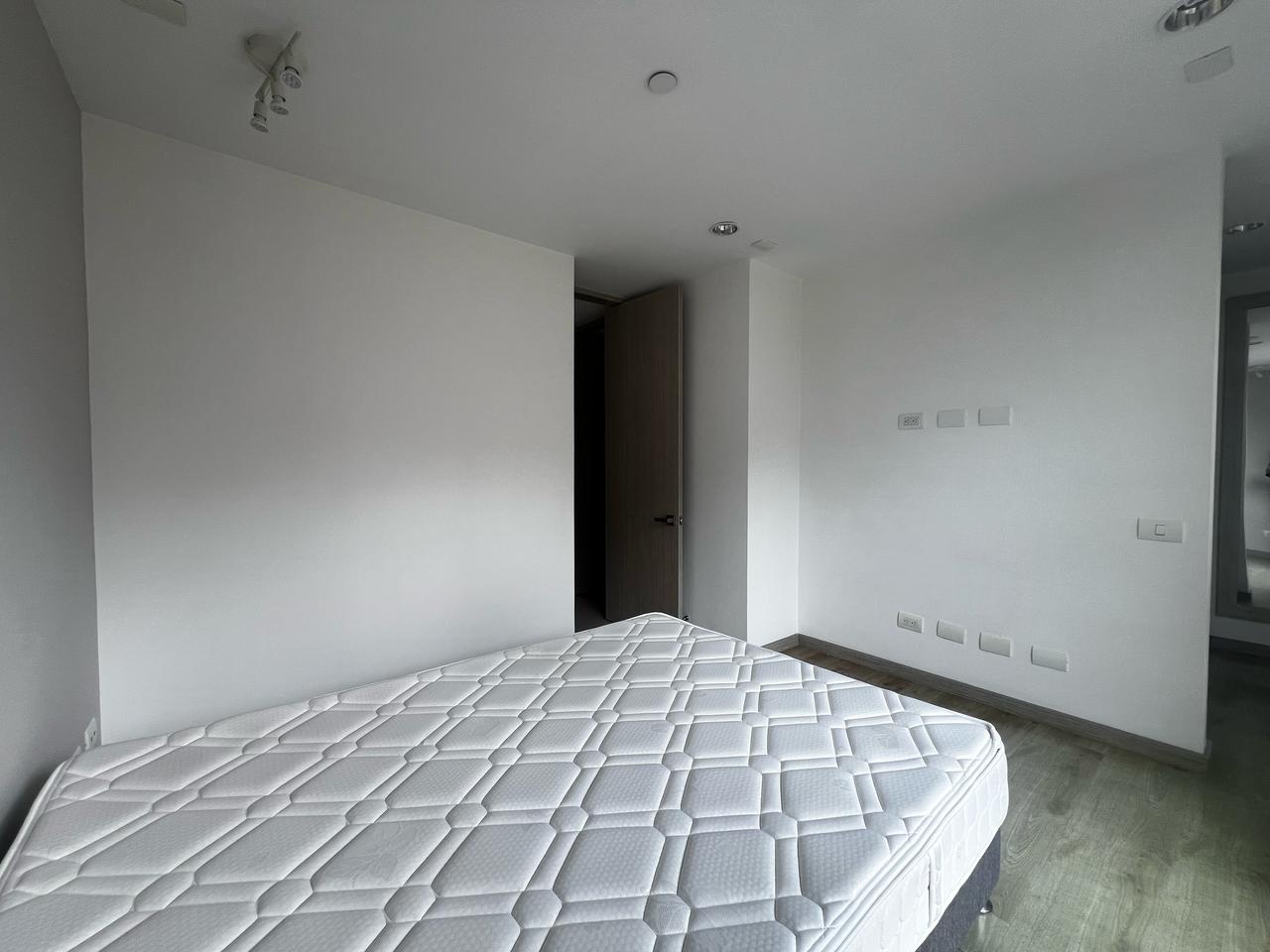 Apartamento en arriendo en Cumbres, Envigado · foto 15 de 19
