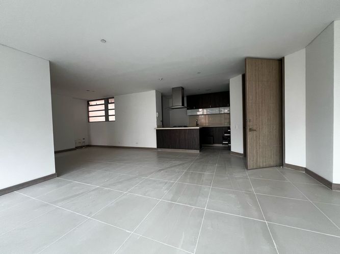 Apartamento de 3 alcobas en arriendo en Loma Del Esmeraldal, Envigado, 120 m² · foto 5 de 18