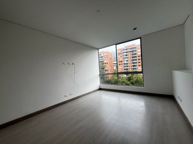Apartamento de 3 alcobas en arriendo en Loma Del Esmeraldal, Envigado, 120 m² · foto 14 de 18