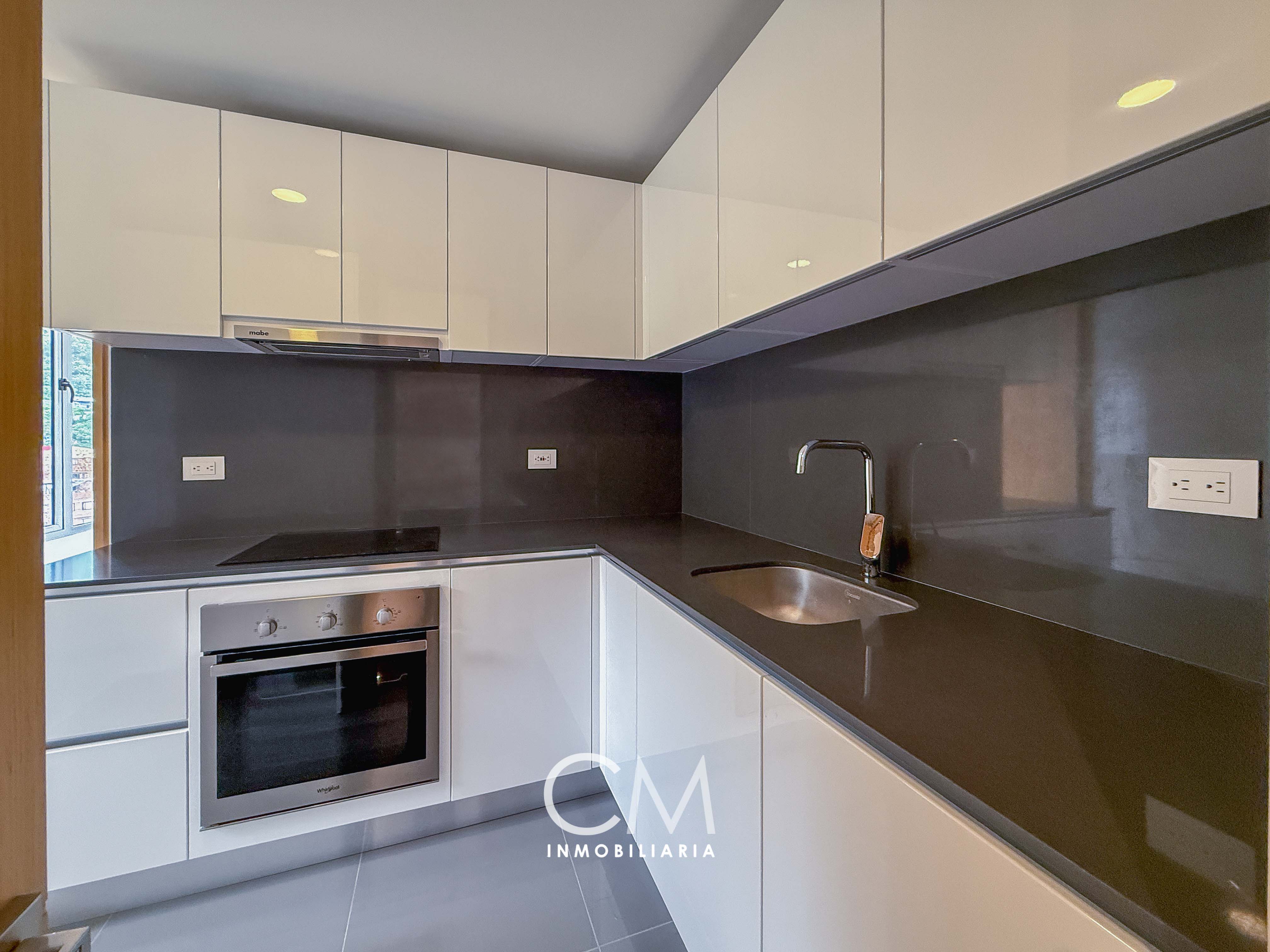 Apartamento en venta en Cedritos, Bogotá · foto 8 de 21