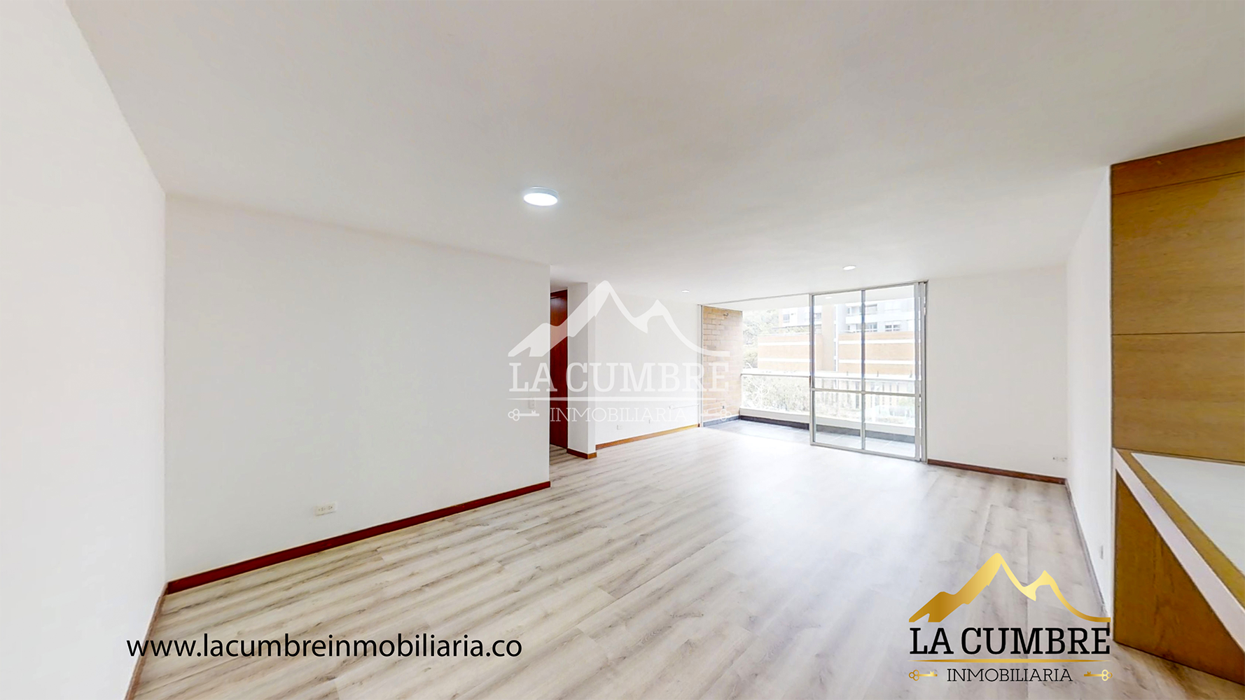 Apartamento en venta en Loma De Las Brujas, Envigado · foto 2 de 15