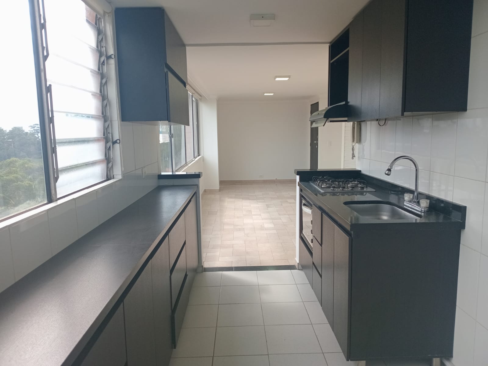 Apartamento en arriendo en El Poblado, Medellín · foto 7 de 15