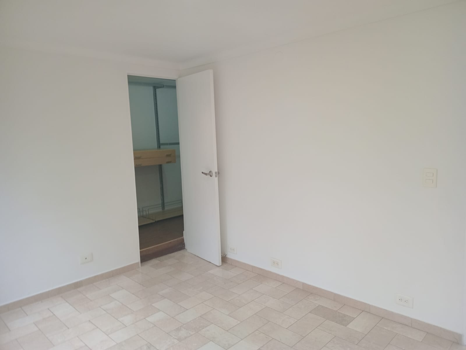 Apartamento en arriendo en El Poblado, Medellín · foto 10 de 15