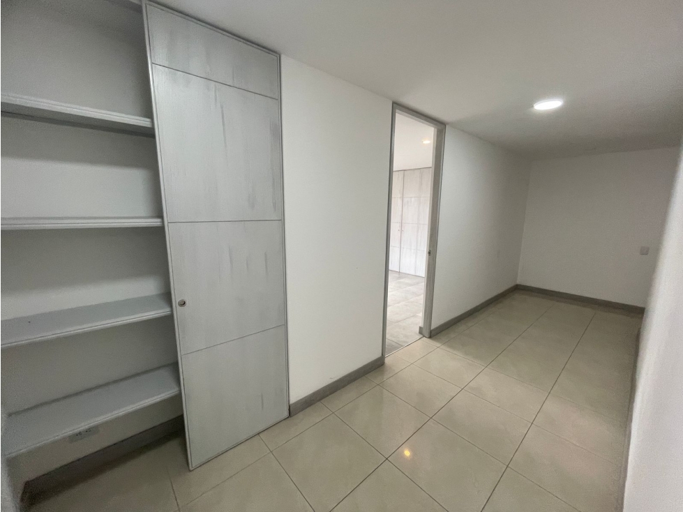 Apartamento en arriendo en El Campestre, Medellín · foto 10 de 24