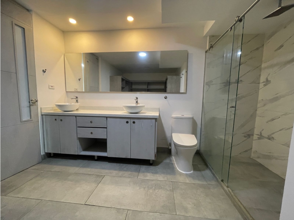 Apartamento en arriendo en El Campestre, Medellín · foto 14 de 24