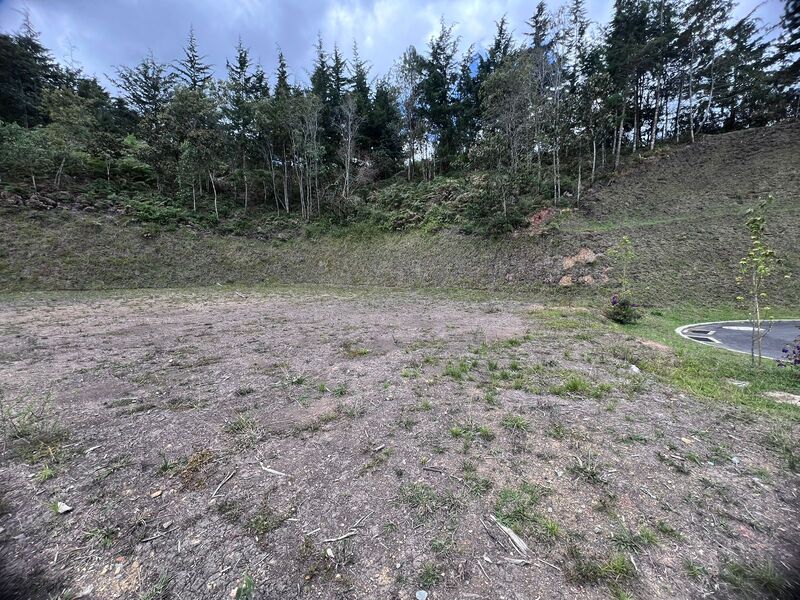 -1BR Land in Santa Elena for Sale