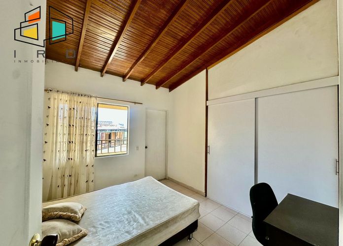 Apartamento de 4 alcobas en arriendo en Florida Nueva, Medellín, 120 m² · foto 22 de 24