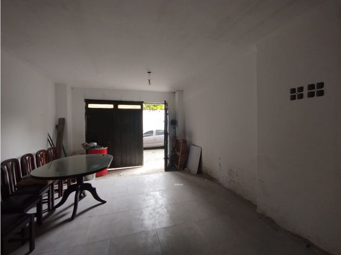 Local en arriendo en La Ceja, 239 m² · foto 5 de 8