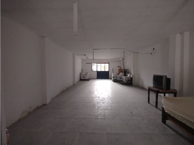 Local en arriendo en La Ceja, 239 m² · foto 6 de 8