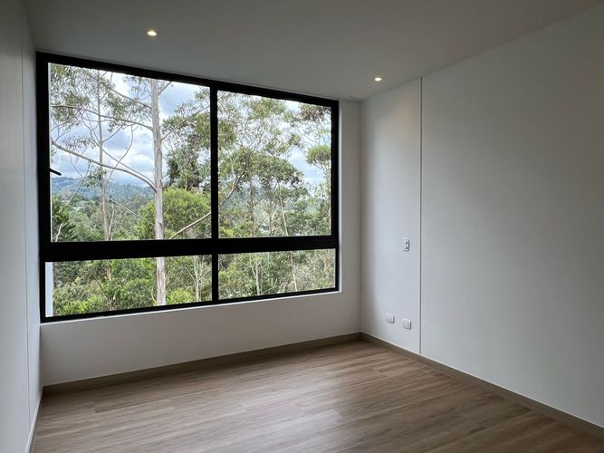 Apartamento de 2 alcobas en venta en El Porvenir, Rionegro, 126 m² · foto 11 de 15
