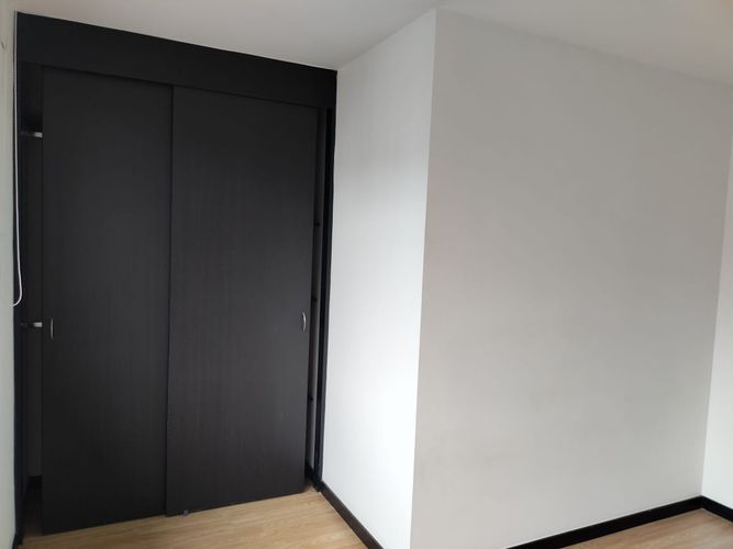 Apartamento de 2 alcobas en arriendo en El Poblado, Medellín, 72 m² · foto 12 de 17