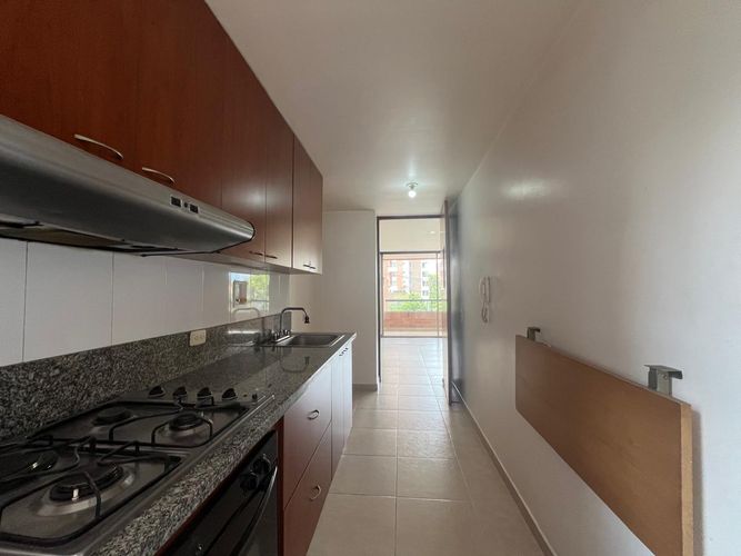 Apartamento de 3 alcobas en venta en El Poblado, Medellín, 129 m² · foto 4 de 18