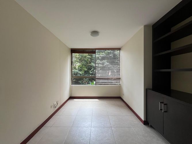 Apartamento de 3 alcobas en venta en El Poblado, Medellín, 129 m² · foto 10 de 18
