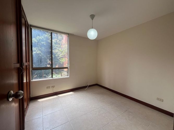 Apartamento de 3 alcobas en venta en El Poblado, Medellín, 129 m² · foto 12 de 18