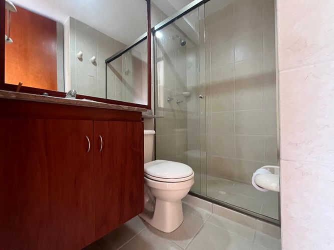 Apartamento de 3 alcobas en venta en El Poblado, Medellín, 129 m² · foto 15 de 18