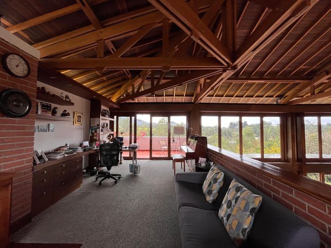 Casa de 3 alcobas en venta en Escobero, Envigado, 410 m² · foto 14 de 20