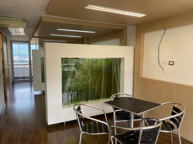 Oficina en arriendo en El Poblado, Medellín, 47 m² · foto 8 de 18