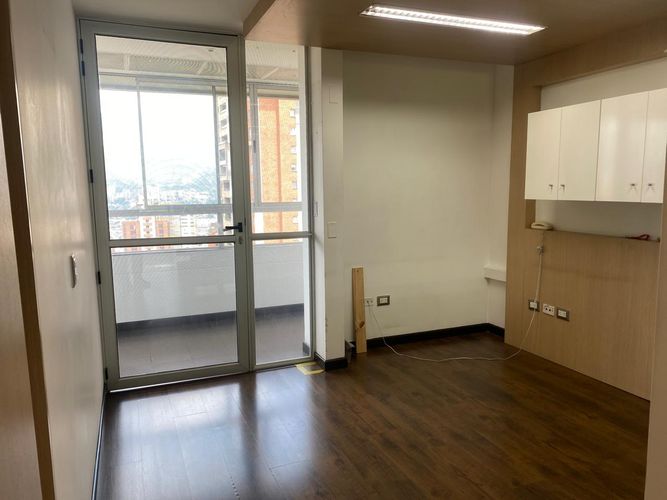 Oficina en arriendo en El Poblado, Medellín, 47 m² · foto 14 de 18