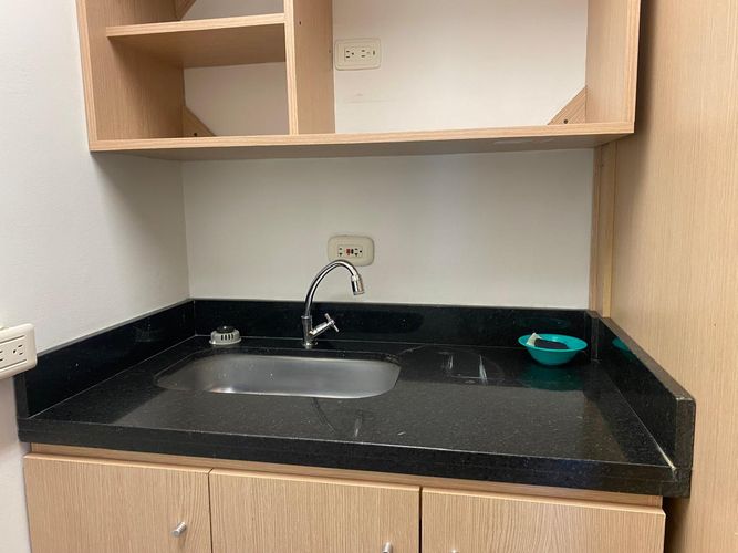 Oficina en arriendo en El Poblado, Medellín, 47 m² · foto 17 de 18