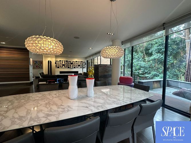 Casa de 5 alcobas en venta en Chicó Alto, Bogotá, 525 m² · foto 8 de 22