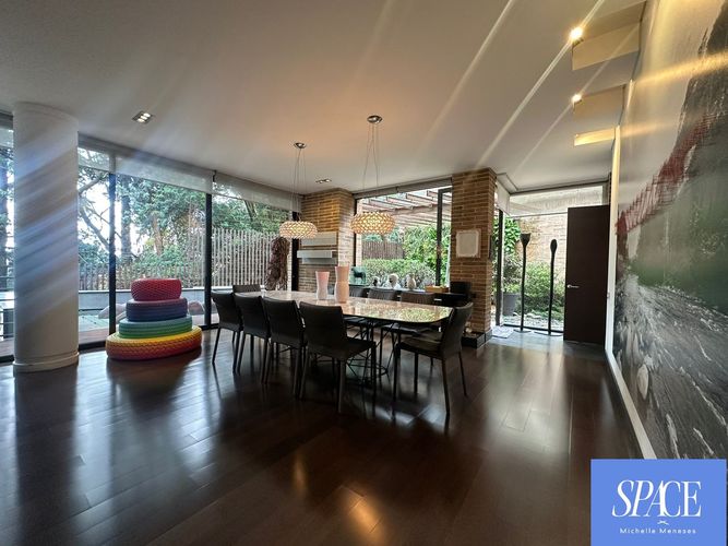 Casa de 5 alcobas en venta en Chicó Alto, Bogotá, 525 m² · foto 9 de 22