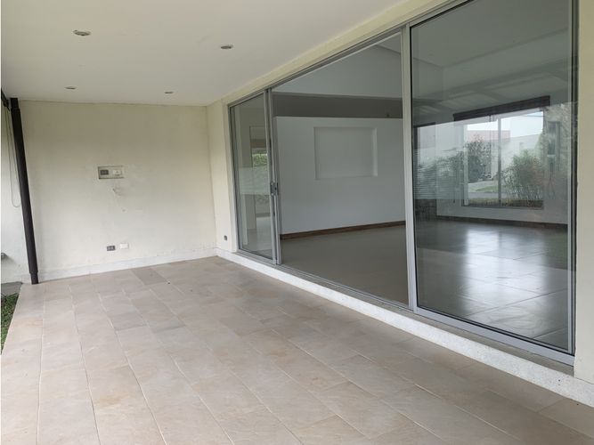 Casa de 4 alcobas en venta en Vía El Caimo, Armenia, 205 m² · foto 8 de 24