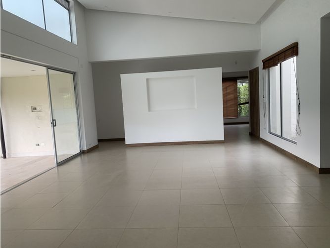 Casa de 4 alcobas en venta en Vía El Caimo, Armenia, 205 m² · foto 11 de 24