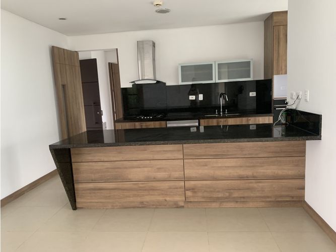 Casa de 4 alcobas en venta en Vía El Caimo, Armenia, 205 m² · foto 13 de 24