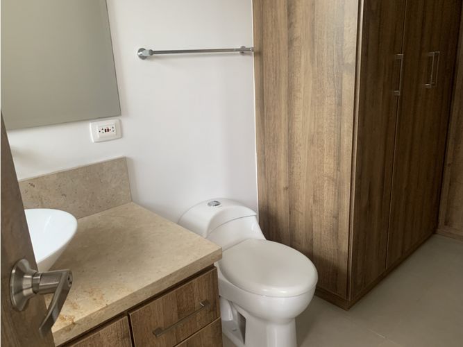 Casa de 4 alcobas en venta en Vía El Caimo, Armenia, 205 m² · foto 23 de 24