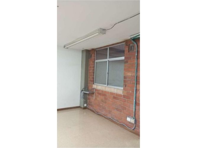 Local en arriendo en Belén, Medellín, 95 m² · foto 8 de 9
