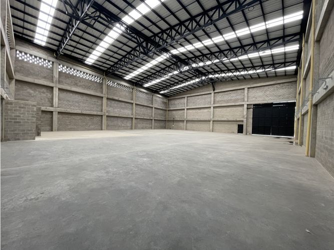 Bodega en arriendo en La Mosca, Guarne, 942 m² · foto 7 de 12