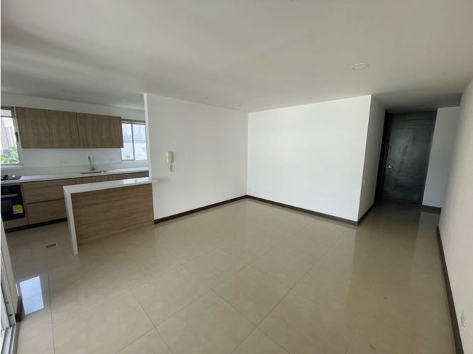 Apartamento de 1 alcoba en venta en Versalles, Cali, 88 m² · foto 2 de 14