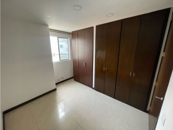 Apartamento de 1 alcoba en venta en Versalles, Cali, 88 m² · foto 8 de 14