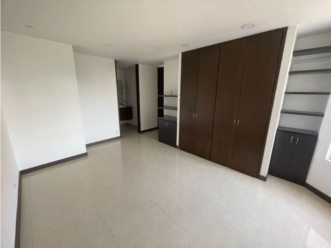 Apartamento de 1 alcoba en venta en Versalles, Cali, 88 m² · foto 4 de 14