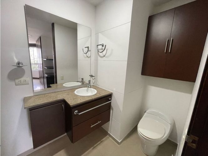 Apartamento de 1 alcoba en venta en Versalles, Cali, 88 m² · foto 7 de 14
