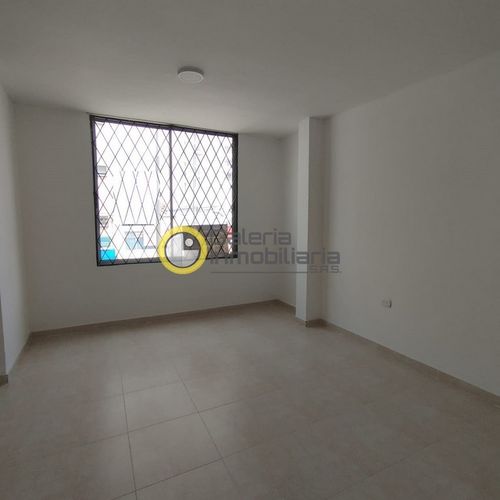 Local en arriendo en San Francisco, Bucaramanga, 12 m² · foto 3 de 11