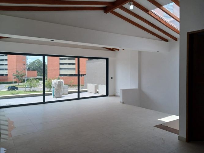 Casa de 6 alcobas en venta en El Porvenir, Rionegro, 250 m² · foto 17 de 17