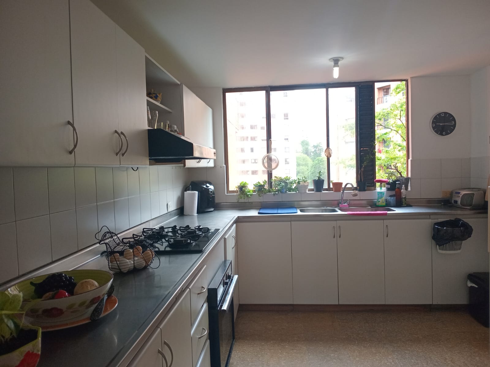 Apartamento en venta en El Poblado, Medellín · foto 5 de 18