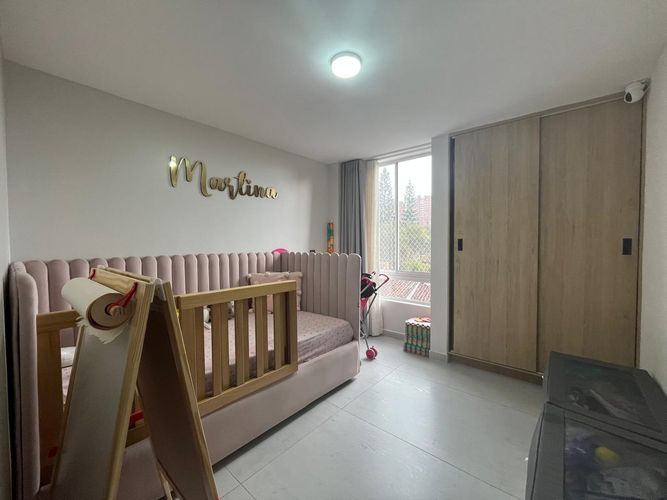 Apartamento de 3 alcobas en venta en El Poblado, Medellín, 102 m² · foto 11 de 17