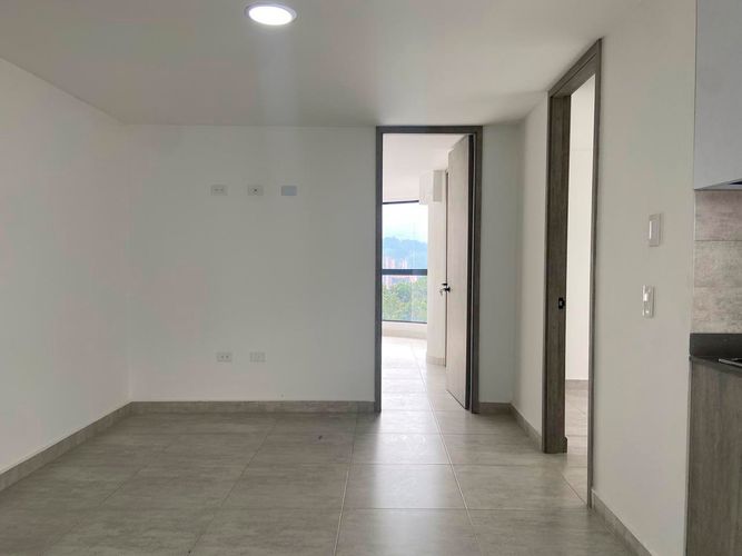 Apartamento de 2 alcobas en venta en Vegas De La Doctora, Sabaneta, 73 m² · foto 11 de 19