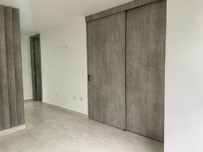 Apartamento de 1 alcoba en venta en Vegas De La Doctora, Sabaneta, 45 m² · foto 3 de 12
