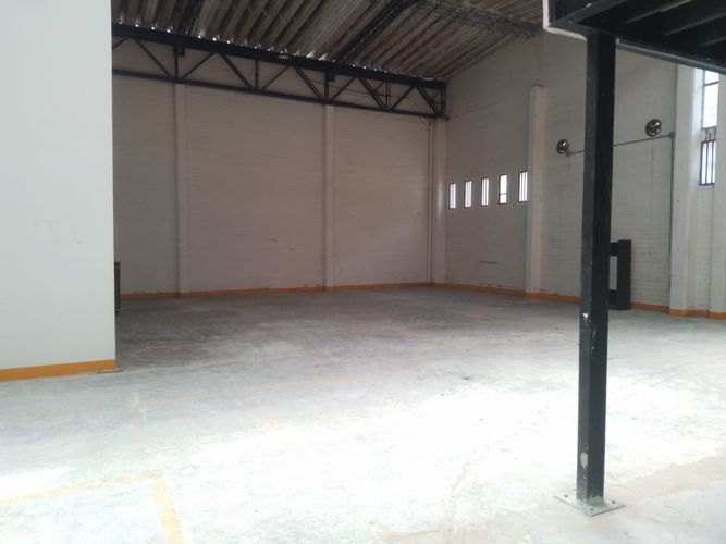Bodega en arriendo en Mesa, Envigado, 1540 m² · foto 12 de 18