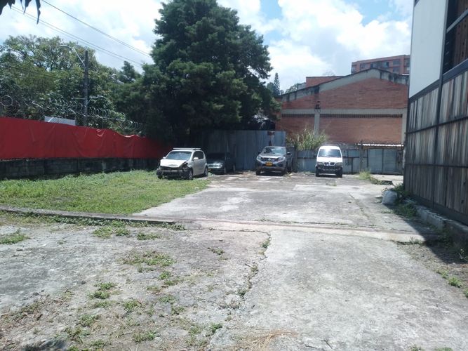 Bodega en arriendo en Mesa, Envigado, 1540 m² · foto 17 de 18