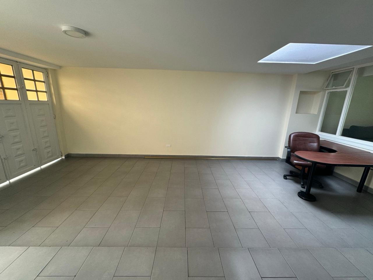 Casa en venta en Normandia, Bogotá · foto 9 de 19