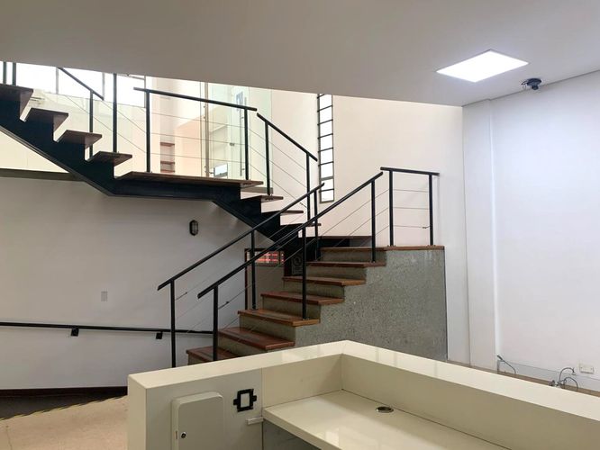 Oficina en arriendo en El Poblado, Medellín, 500 m² · foto 8 de 15