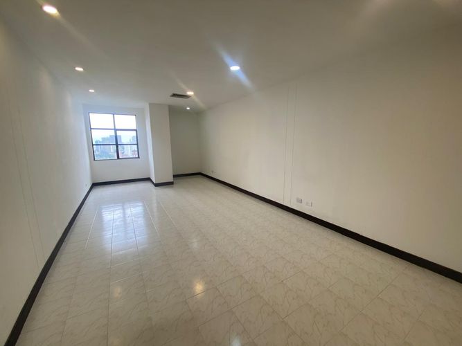 Oficina en arriendo en El Poblado, Medellín, 40 m² · foto 13 de 15